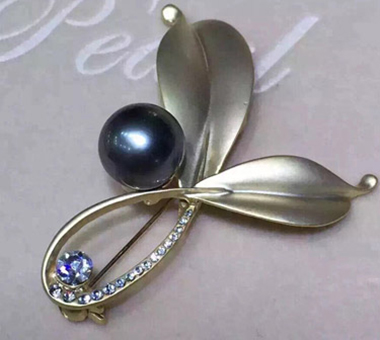Brooch-Zhejiang Yida pearl Co., Ltd. 